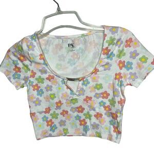 PacSun Floral Crop Top. Size Small.